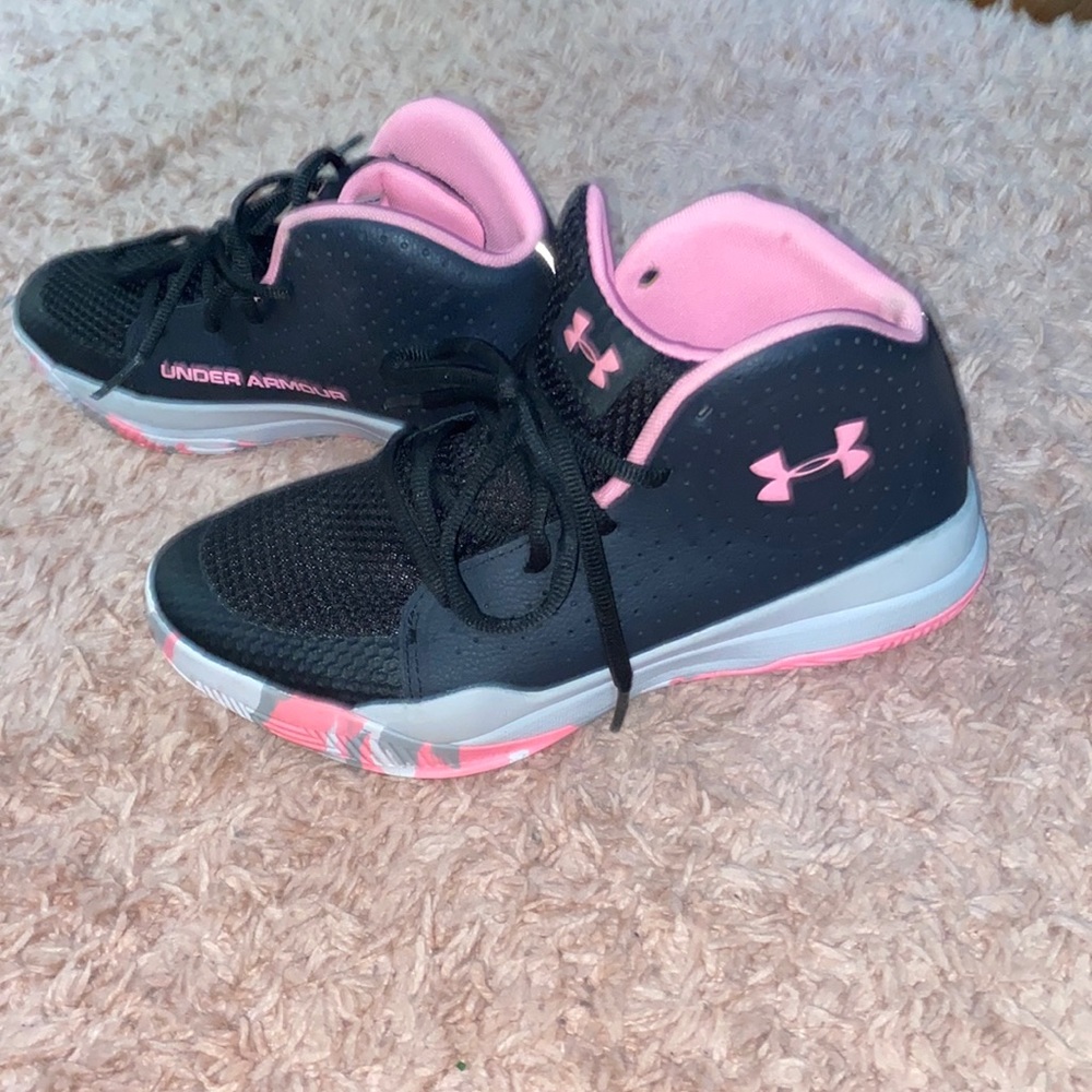 Under Armour High Top shoes